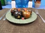 Cosmic Eclipse Tomato Seeds.