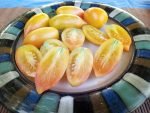Sweet Cream snacking tomato