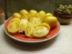 Brad Gates Golden gates Tomato